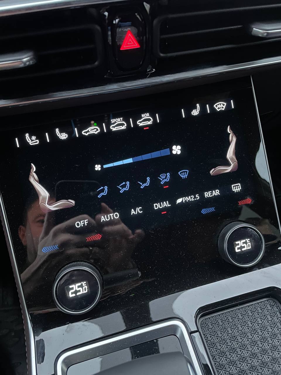 tg: А машина сама не глохнет при остановке на перекрестке и в пробках с за…