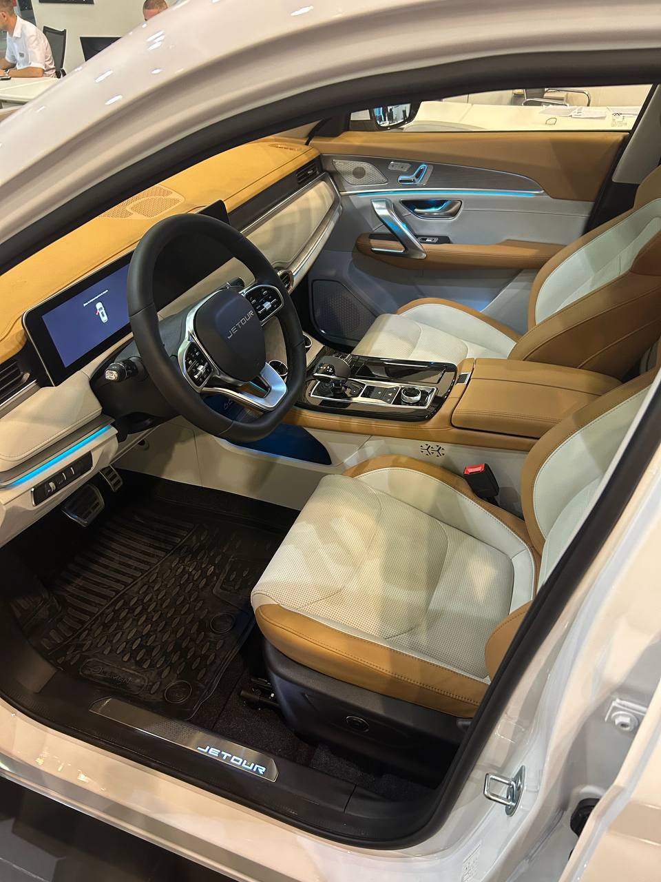 tg: С таким салоном?