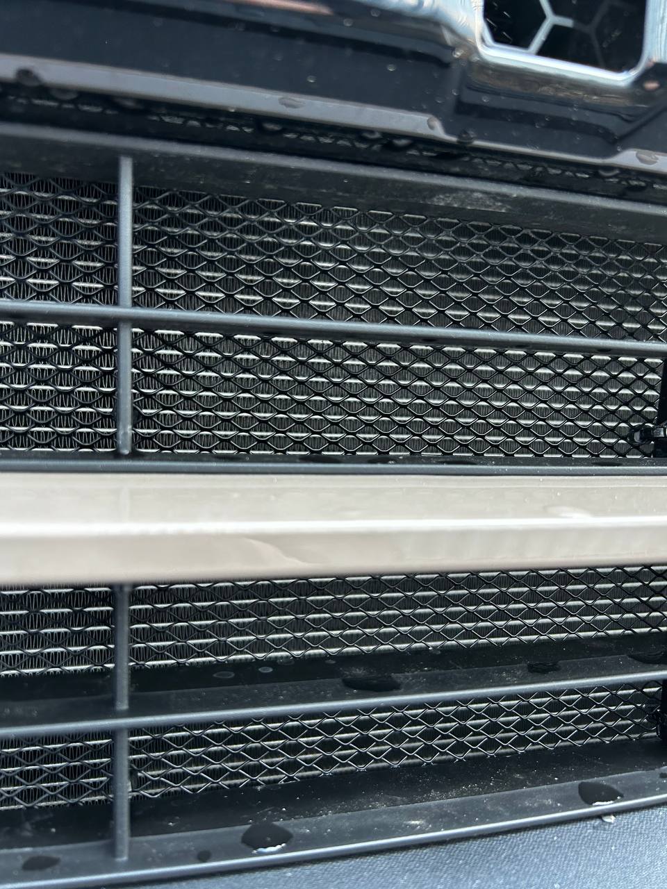 tg: У меня сетка по моему на двух, может на трех машинах стояла, честно не…