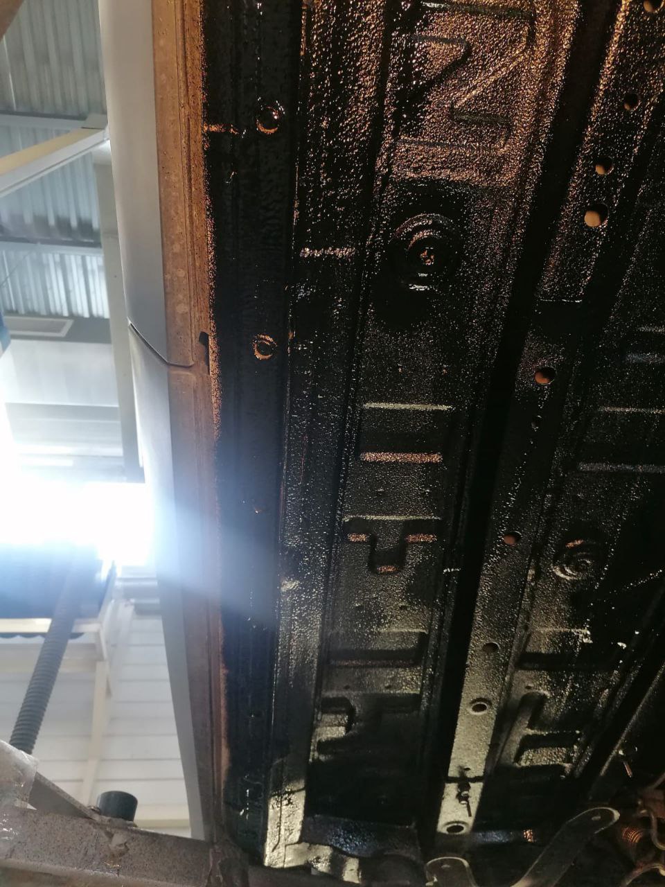 tg: С завода уже ржавая выходит что ли?))) По дну имею ввиду ))