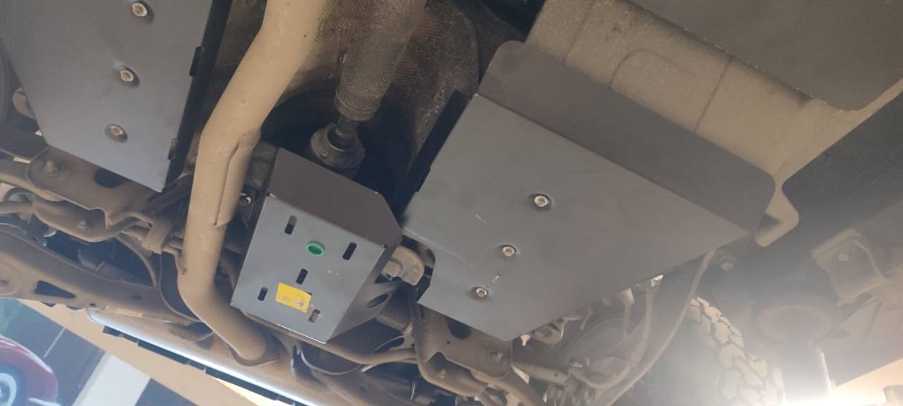 tg: Я решил, что стальной хватит. Передняя картер стальная ну и эта нехай …