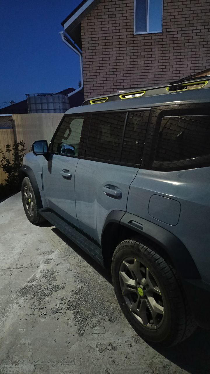 tg: Не знаю, как он днем, но в сумерках красиво очень. Ему надо белую кры…