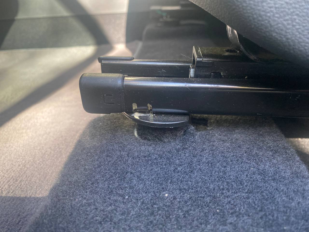 tg: Кто нибудь ставил проставки под водительское сиденье,для большего угла…