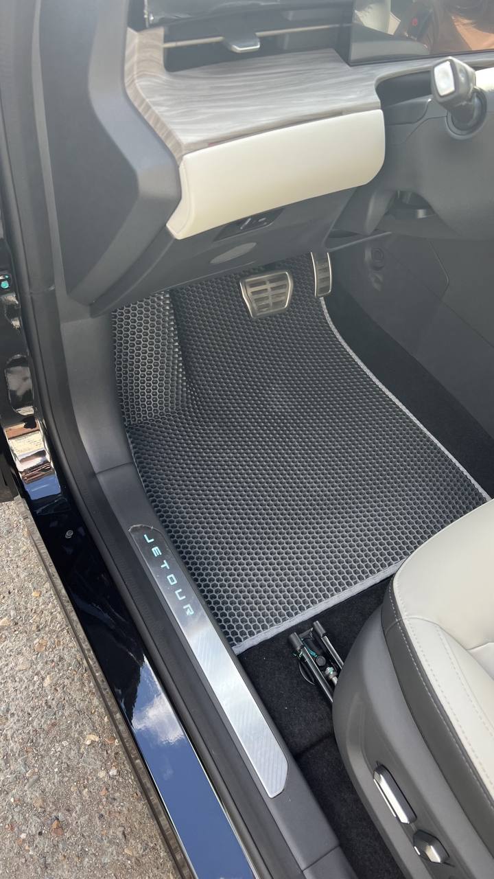 tg: Я даже машину серую взяла, что бы грязь не видеть