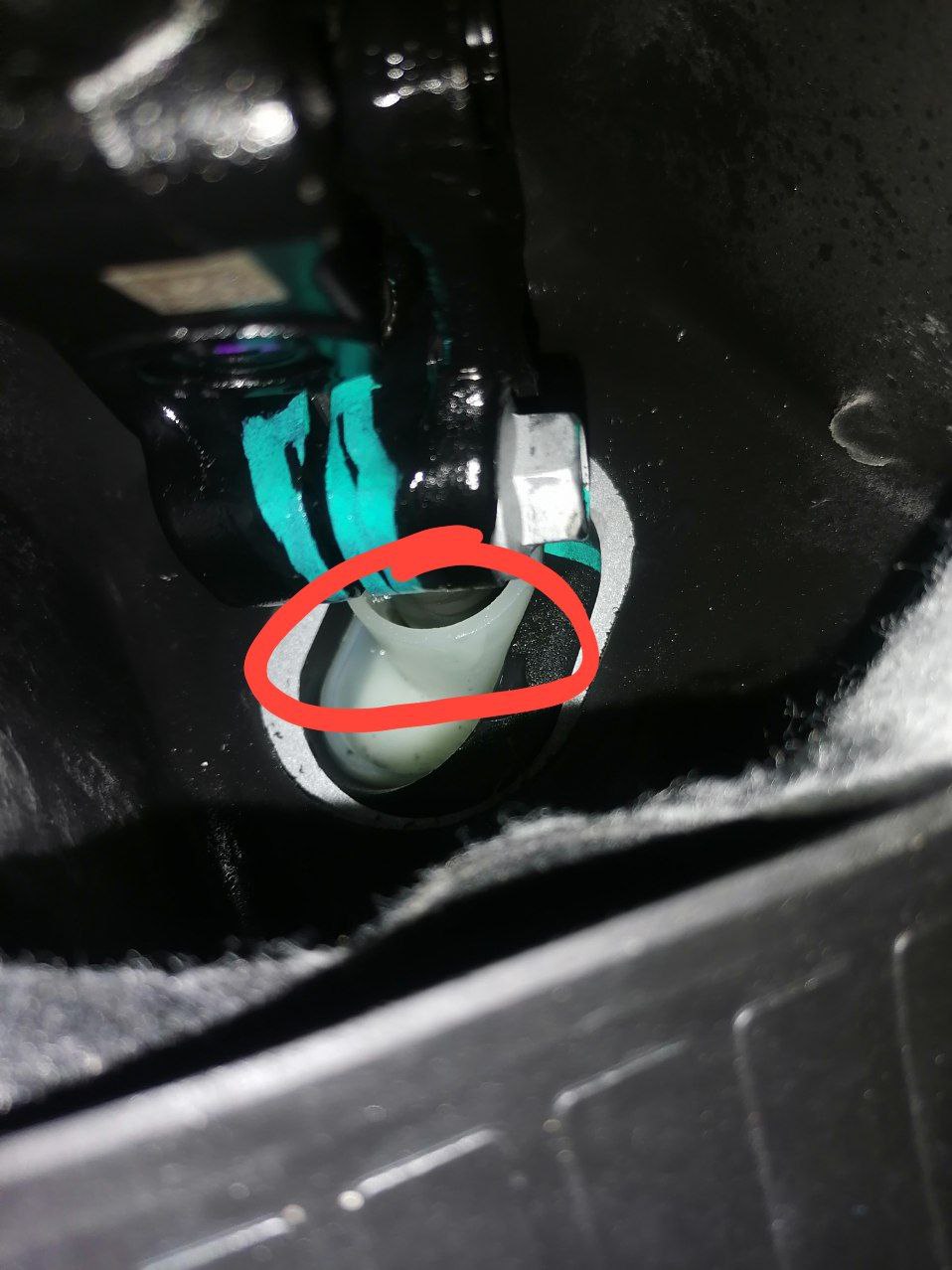 tg: Стук руля. У всех так?