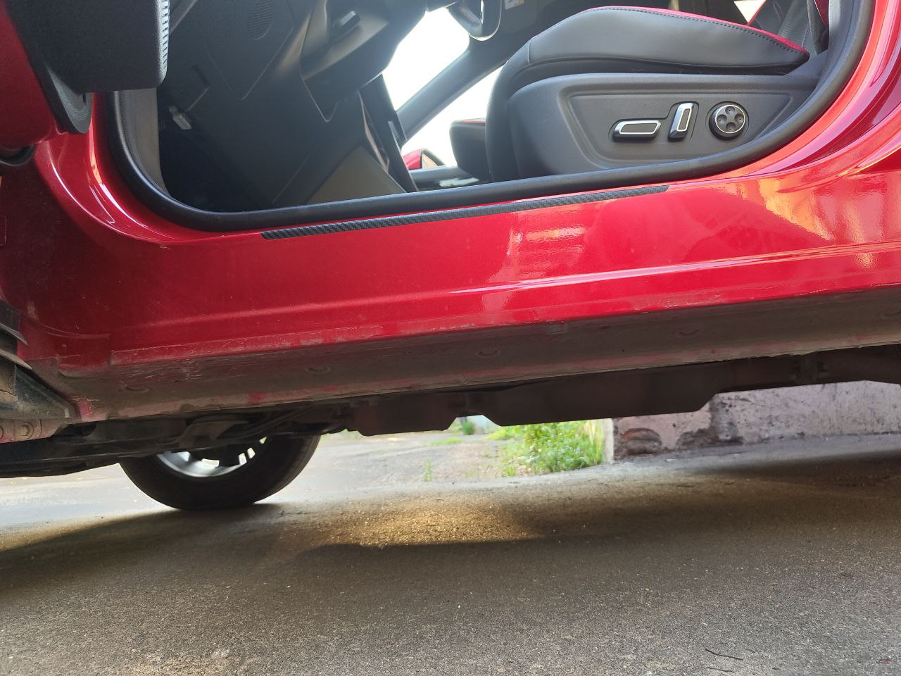 tg: Крч кринж господа! Обращался 2 раза к официалу по поводу стука в перед…