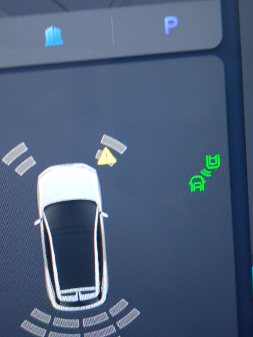 tg: Крч кринж господа! Обращался 2 раза к официалу по поводу стука в перед…