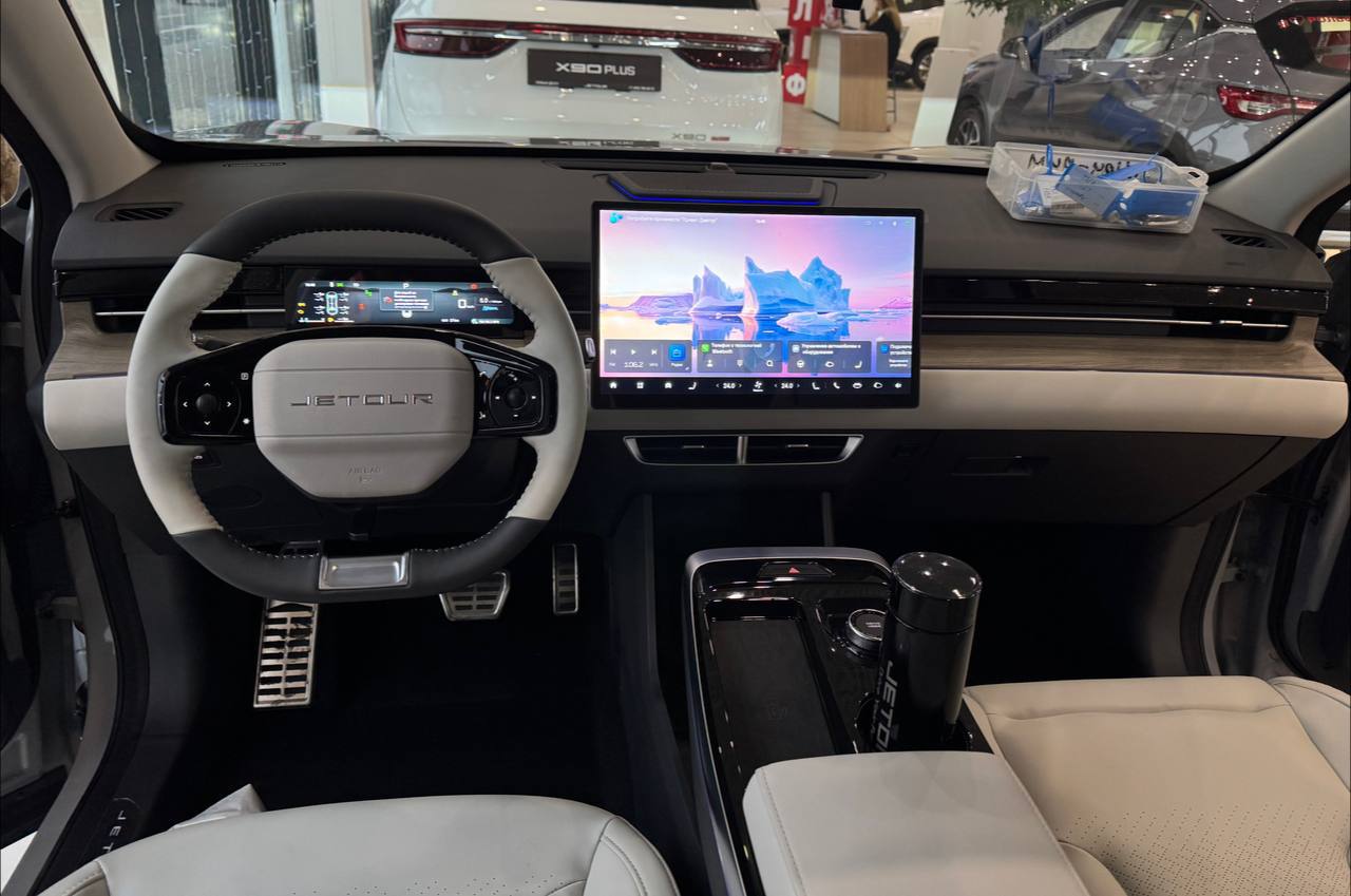 tg: Интерфейс Dashing AWD