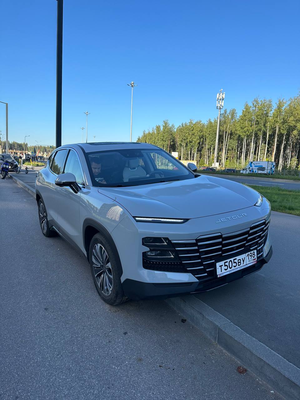 tg: Скиньте пожалуйста фото своих светло серых машин, выбираю между цветам…