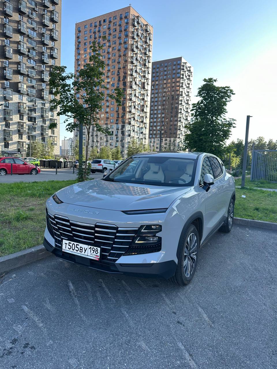 tg: Скиньте пожалуйста фото своих светло серых машин, выбираю между цветам…