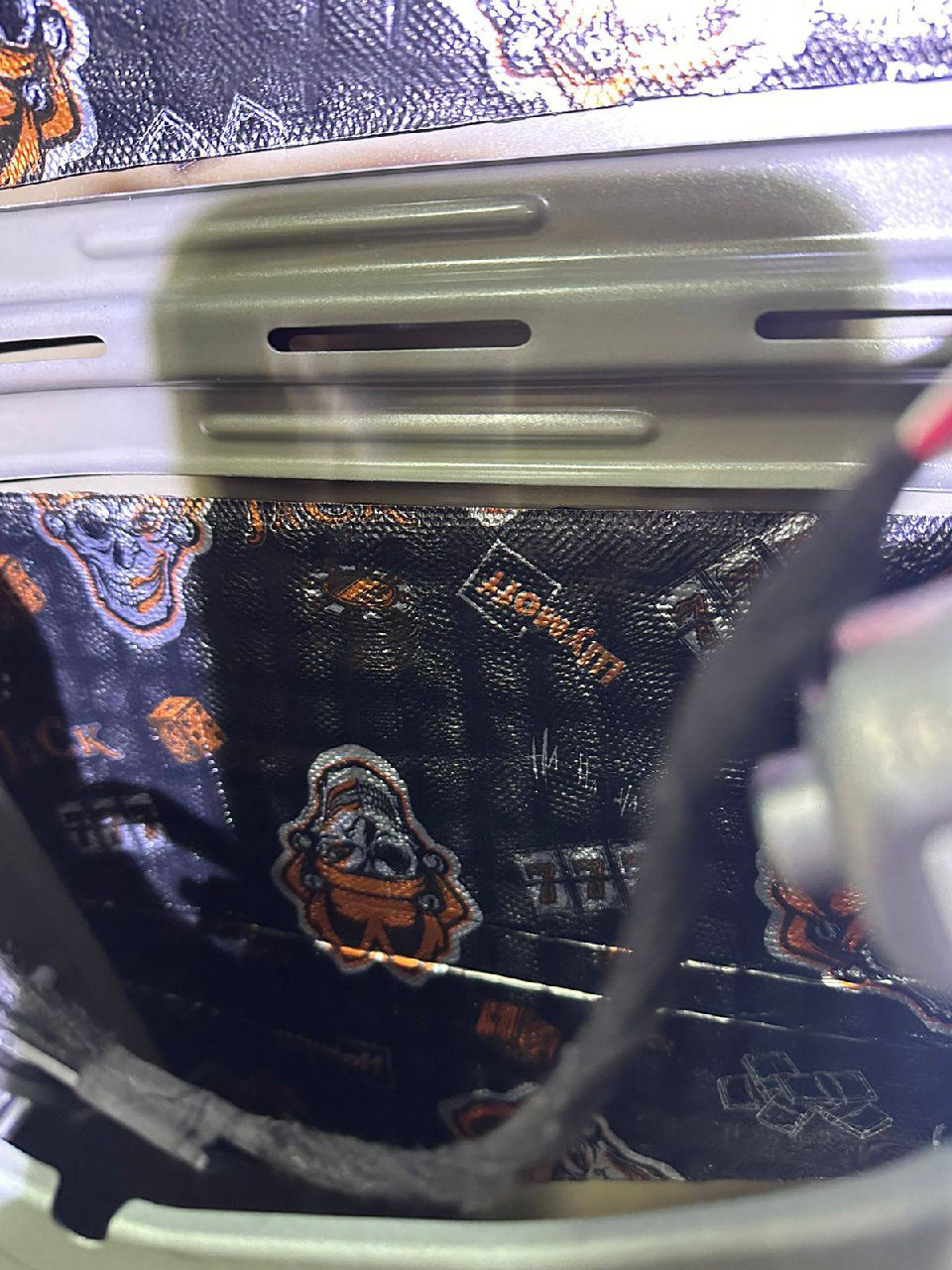 tg: Кто даст совет по шумоизоляции под подкрылки? В Т1 Как прикреплять? М…